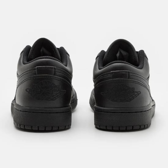 Zapatillas Nike Air Jordan 1 Low para hombre en negro/negro/blanco - Image 5