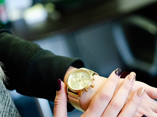 Tommy Hilfiger Blake Women's Gold Watch 1782302 - Image 3