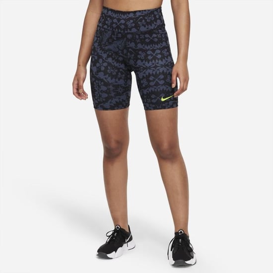 Nike Women's Black 'Recreation Club' Mid-rise 7" Shorts - Image 1