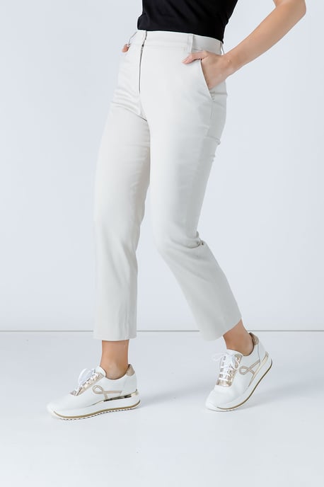 Pantalones elásticos ajustados color arena - Image 3