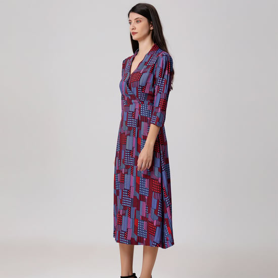 Graphic Print V Neckline Midi Wrap Dress - Image 4