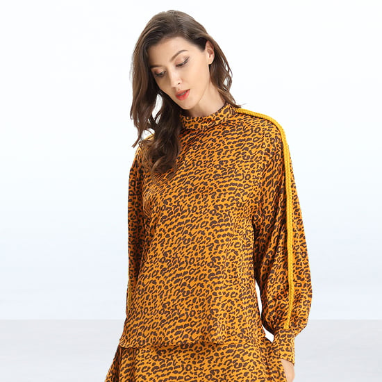 Leopard print blouse and tassel sleeves - Image 2