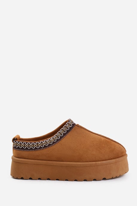 Wheres That From Womens 'Freeze' Flatform Embroidered Low Ankle Slipper Boots
