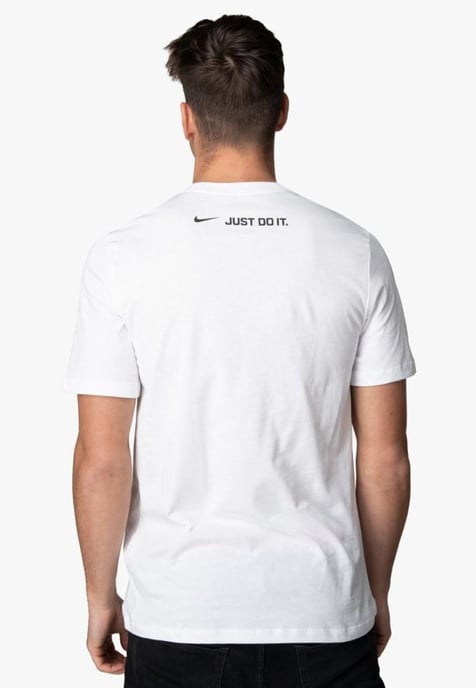 Camiseta Nike Swoosh Air para hombre en blanco - Image 2
