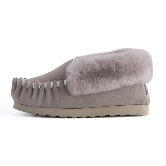 Aus Wooli "Waterloo" Australia Hand Stitched Women's Sheepskin Moccasin, Light Grey