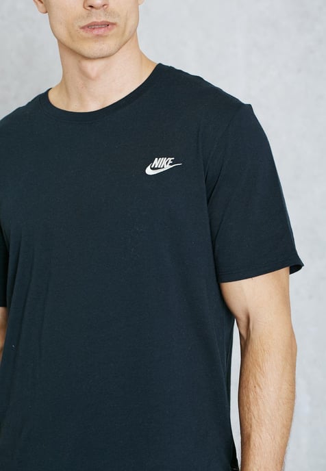 Camiseta bordada Futura en negro y logo plateado de Nike - Image 3