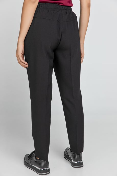 Pantalones de crepé negros de Conquista - Image 6