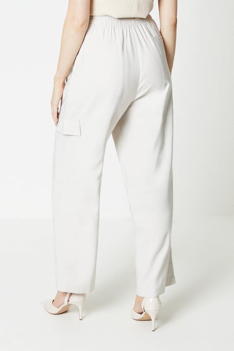 Cargo Trouser With Pocket Detail