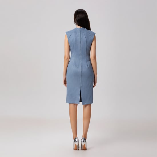 V-neck tailor fitted dress - Image 4