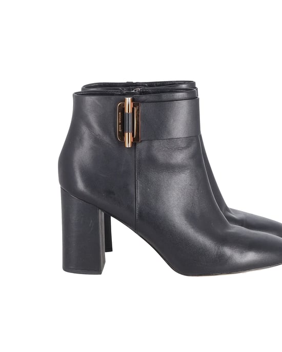 Michael Kors Gloria Ankle Boots in Black Leather - Image 2