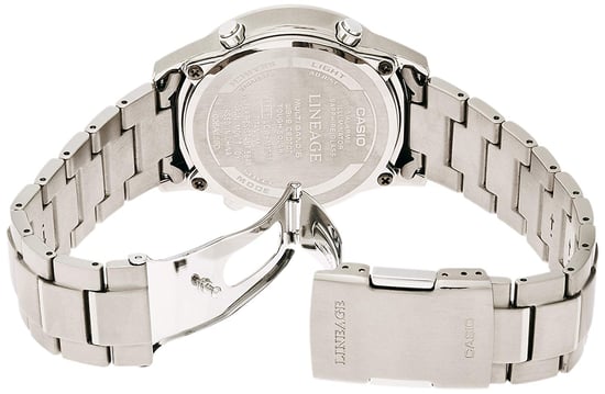 Casio Waveceptor Men's Silver Watch LCW-M170TD-7AER - Image 4