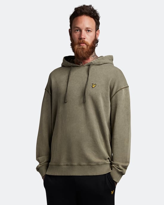 Sudadera con capucha verde con logo de la marca Lyle & Scott - Image 1