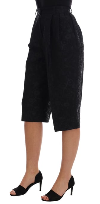 Pantalones cortos capri de brocado negro de Dolce & Gabbana con cintura alta - Image 2