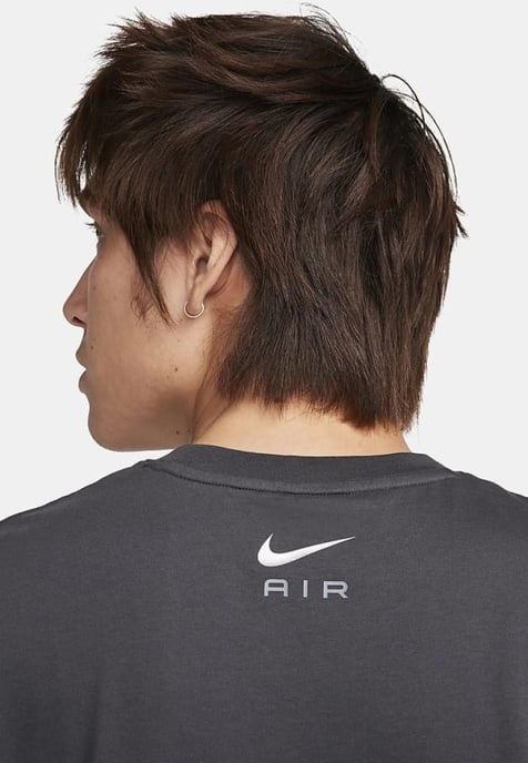 Camiseta Nike Air Graphic Carbón para Hombre - Image 4
