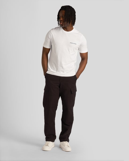 Camiseta blanca lisa con logo bordado de Lyle & Scott - Image 2