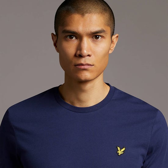 Camiseta de manga larga azul marino con marca Lyle & Scott - Image 4