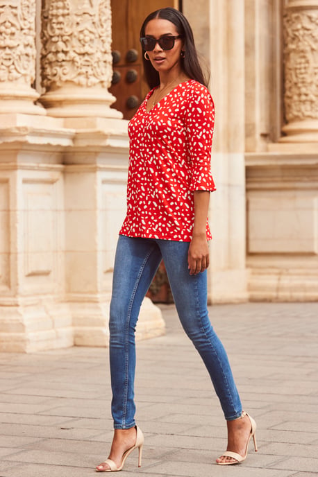 Red & White Fleck Print Fluted Sleeve Top