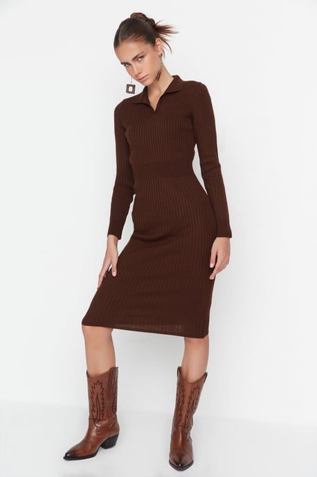 Trendyol Women's Polo neck bodycone Midi Dress - Image 1