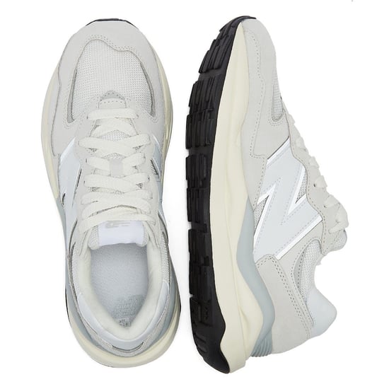 New Balance 5740SLA Zapatillas Mujer Beige - Image 6