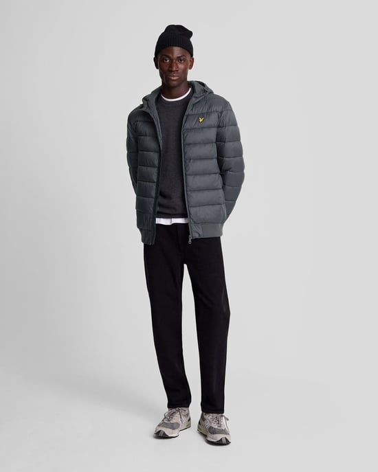 Chaqueta acolchada con capucha en gris metalizado de la marca Lyle & Scott - Image 3