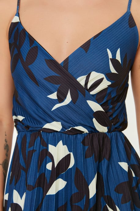 Trendyol Women's Crossover Skater Midi Dress - Image 3