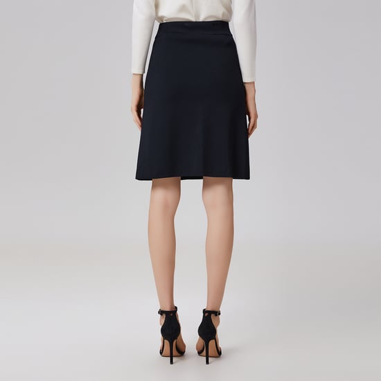 Minimalist trapeze skirt - Image 6