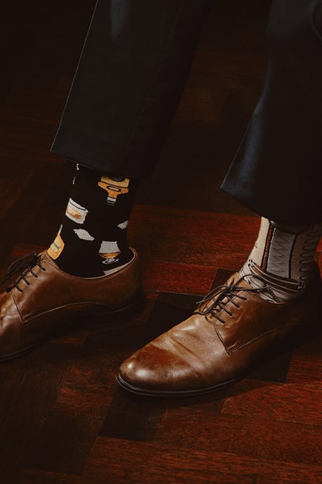 SPOX SOX - Hombres y Mujeres Calcetines Desparejados - Whisky - Image 2