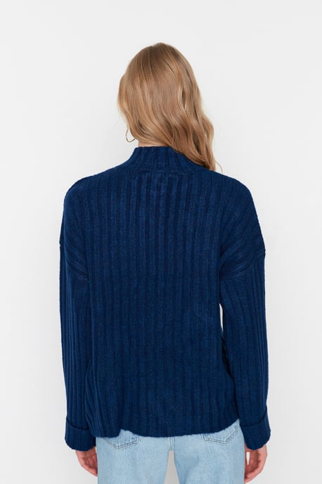 Trendyol Women's Straight Sweater - Image 5