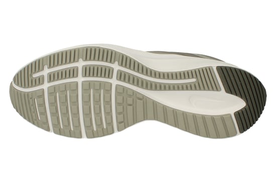 Nike Quest 3 Mens Grey Trainers - Image 5