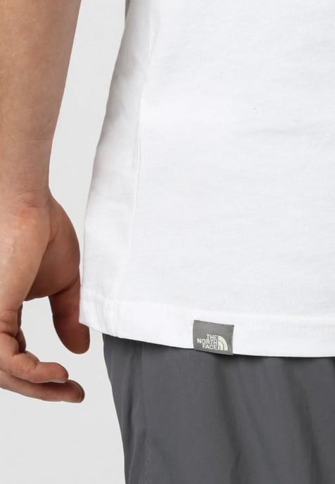 Camiseta The North Face SS Simple Dome Blanco Hombre - Image 5
