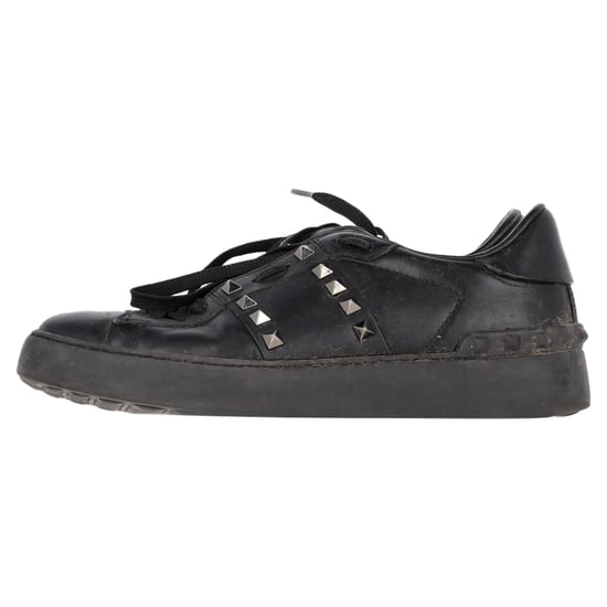 Valentino Garavani Rockstud Lace-Up Sneakers in Black Calfskin Leather - Image 5