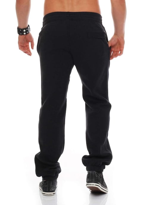 Joggers negros con puños y logo Swoosh Club de NIKE para hombre - Image 3
