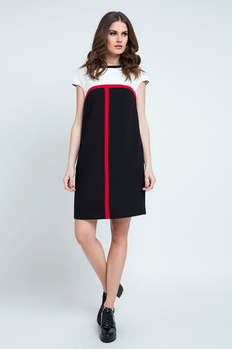 Vestido tipo saco con detalle a rayas. - Image 2