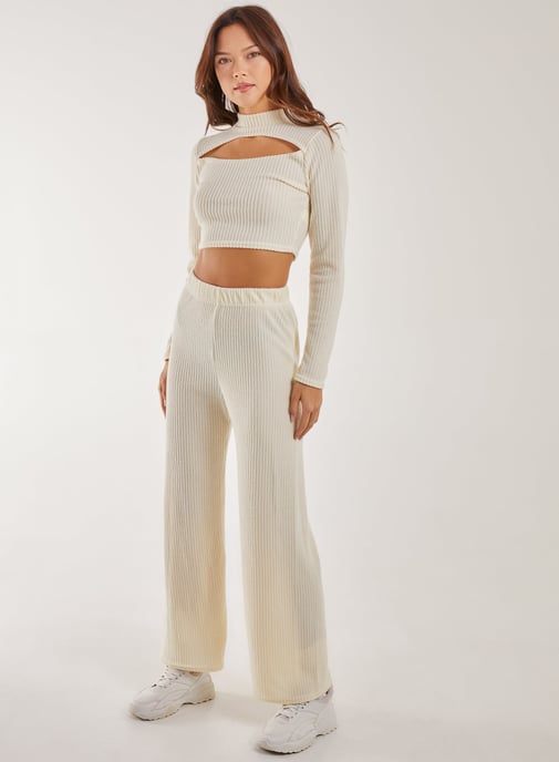 Soft Brushed Rib Flares