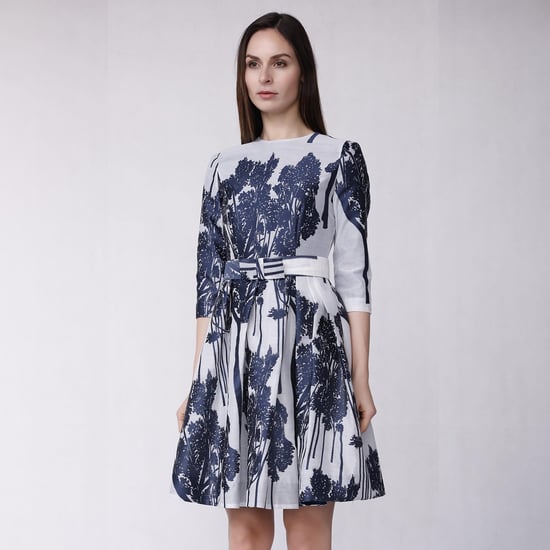 Fit-and-flare cocktail dress with embroidered pattern - Image 1