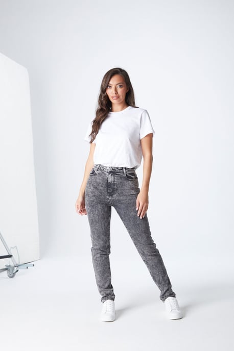 Acid Wash Black Mom Jean