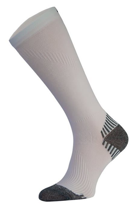 COMODO - Trail Compression Running Socks | Calcetines largos hasta la rodilla | Hombre y Mujer - Image 1