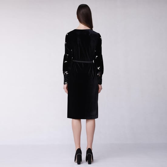 Golden embroidered velvet dress - Image 2