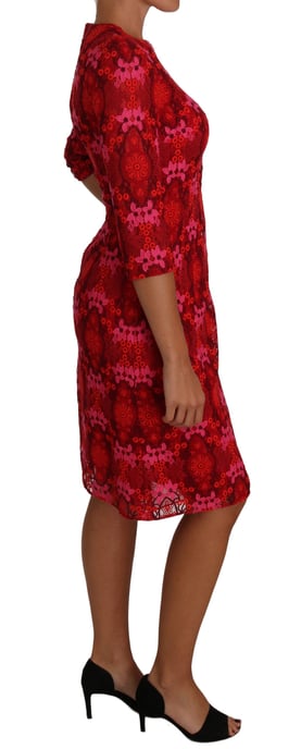 Vestido Entallado de Encaje de Crochet Floral en Rojo y Rosa de Dolce & Gabbana - Image 5