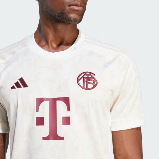 FC Bayern 23/24 Third Jersey