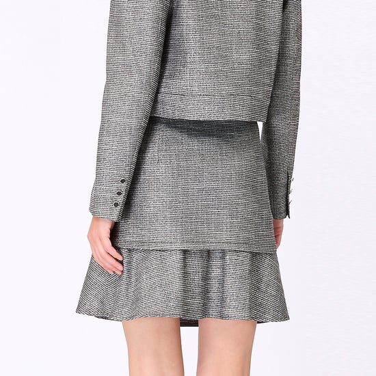 Short skirt with patch pockets and wide ruffle - Image 5