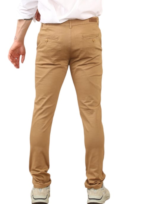 MYT Pantalones chinos ajustados para hombre en color tostado - Image 2