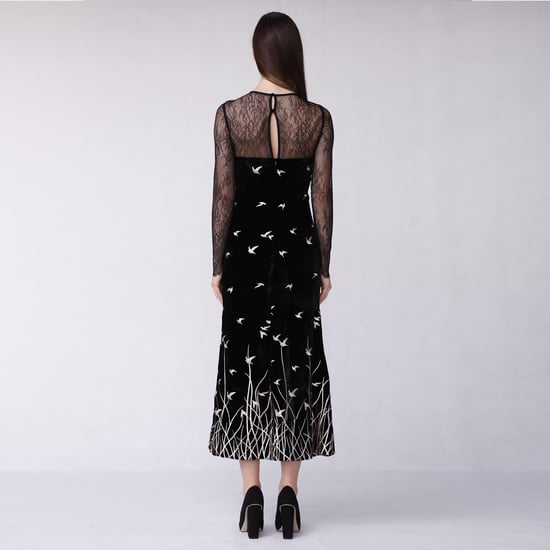 Long golden embroidered velvet dress - Image 2