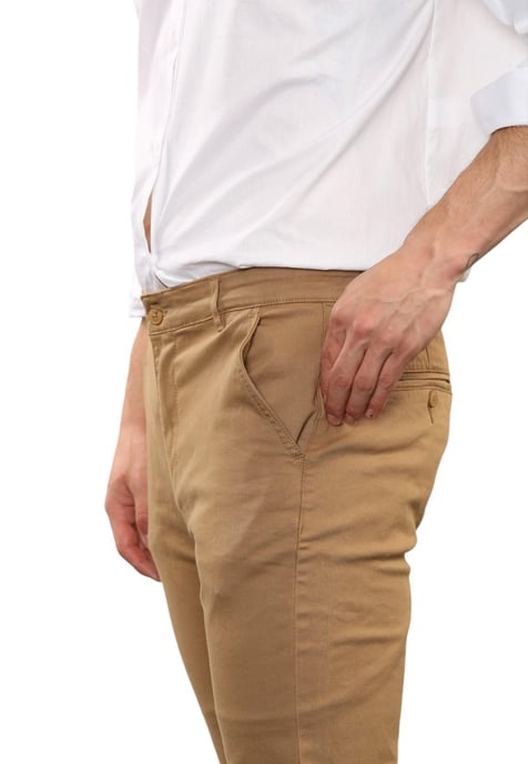 MYT Pantalones chinos ajustados para hombre en color tostado - Image 5