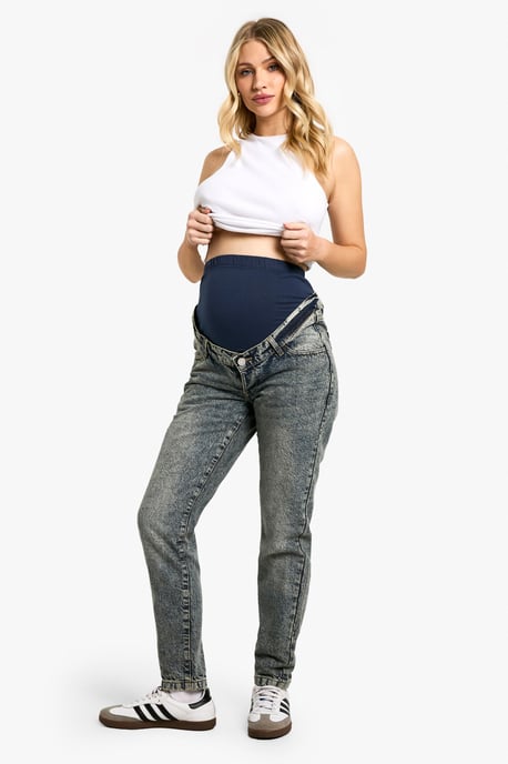 Maternity Basic High Waisted Mom Jeans - Image 3