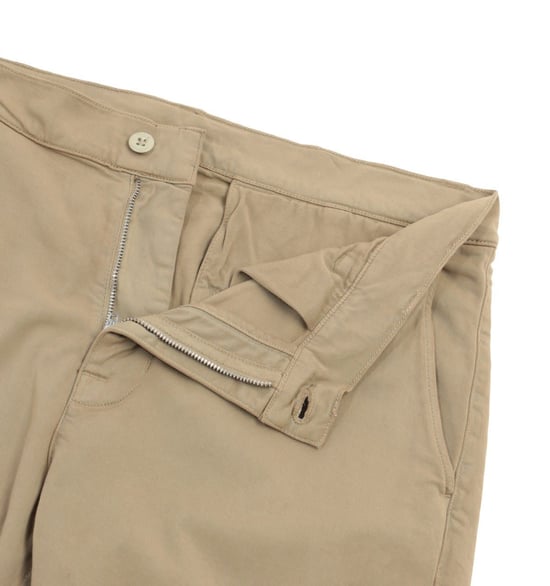 Men's Nudie Co Easy Alvin Chinos in Tan