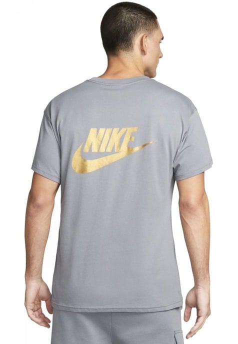 Nike Sportswear Standard Issue T Shirt in Polar Grey - Image 2