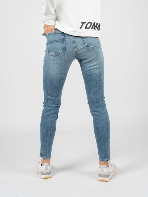 Tommy Jeans Vaqueros Sylvia Mujer Azul - Image 4