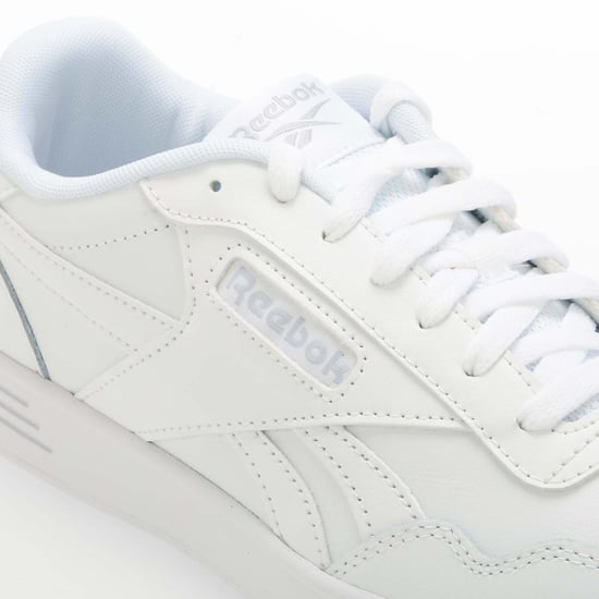 Zapatillas Reebok Classics Unisex Court Advance en Blanco - Image 5