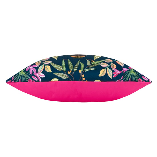 Wylder Tropics Casa de Flores Zinnia Bee Cojín Rectangular para Exterior - Image 3